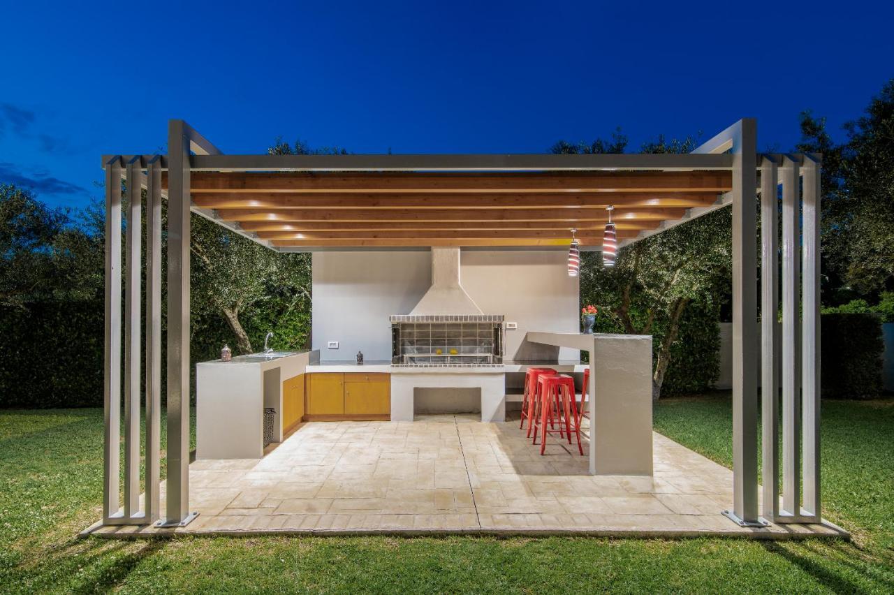 Gala'S Elegant Home Villa Tragaki Exterior photo